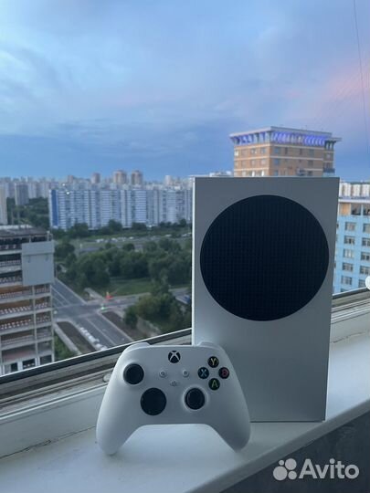 Xbox series S и 100+ качественных игр