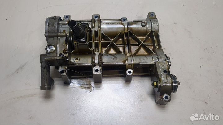 Насос масляный Mercedes C W203, 2002