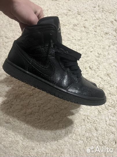 Nike air jordan 1 mid оригинал