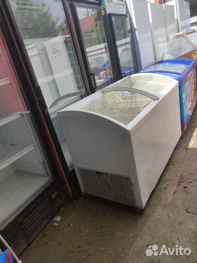 Холодильник витринный