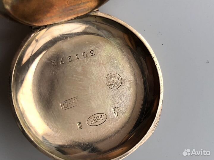 Старинные золотые карманные часы