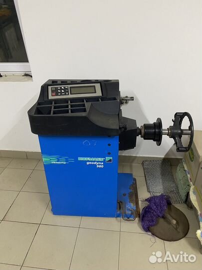 Балансировочный станок hofmann geodyna 980