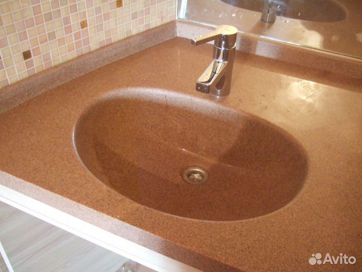 Столешницы в ванну из искусственного камня