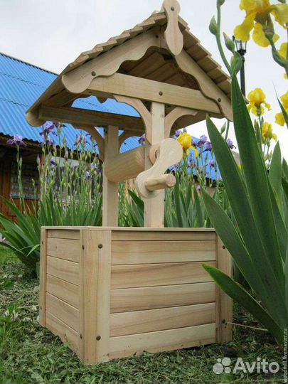 Колодец декоративный