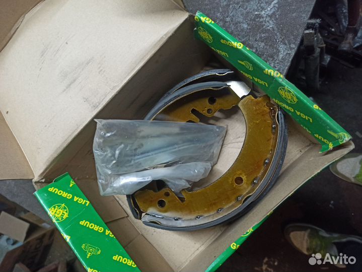 Колодки задние 2121