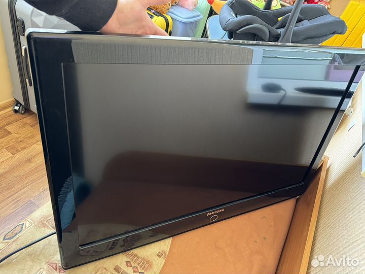 Телевизор Samsung LE-37A430T1