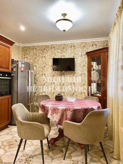 3-к. квартира, 120 м², 2/16 эт.