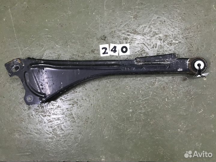 Рычаг левый