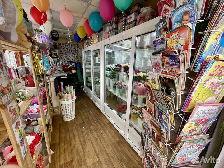 Магазин цветов и шаров