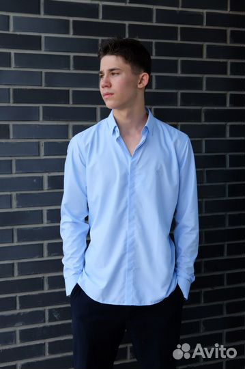 Школьная рубашка на мальчика новая