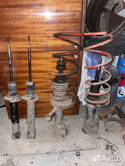 Стойки ваз 2110