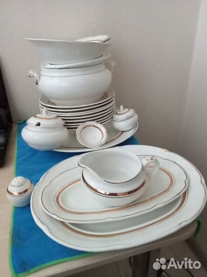Столовый сервиз времен СССР