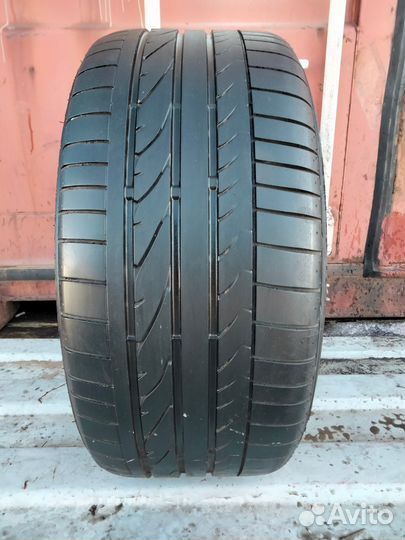 Bridgestone Potenza RE050A 255/35 R18 97Q