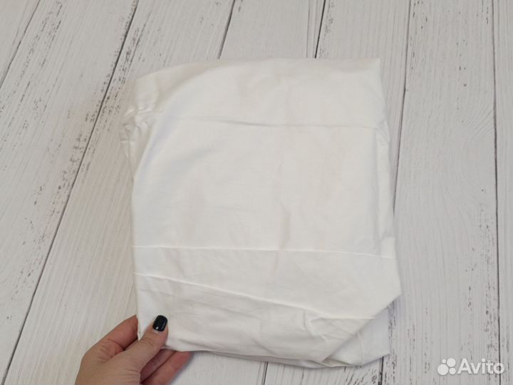 Простынь на резинке новая 160х80