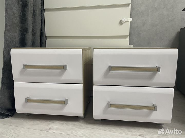 Тумбы прикроватные