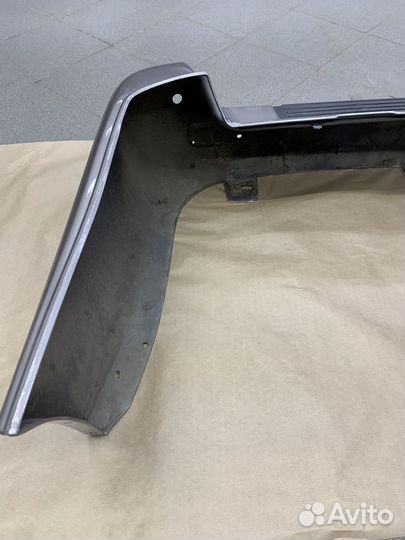 Бампер задий Toyota Land Cruiser 100