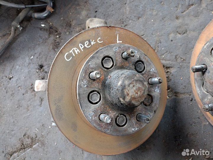 Поворотный кулак цапфа Hyundai H1 4D56TCI 2000