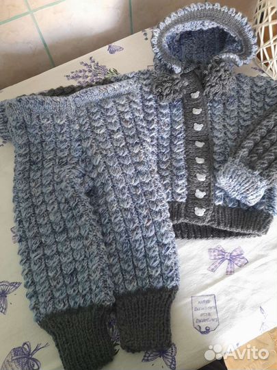 Детские вязаные костюмы для маленьких деток