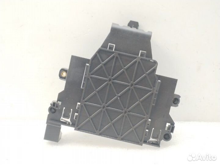 Кронштейн блока управления двигателем Volvo S80 2