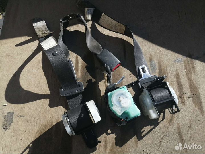 Ремень задний Toyota Corolla E120 седан