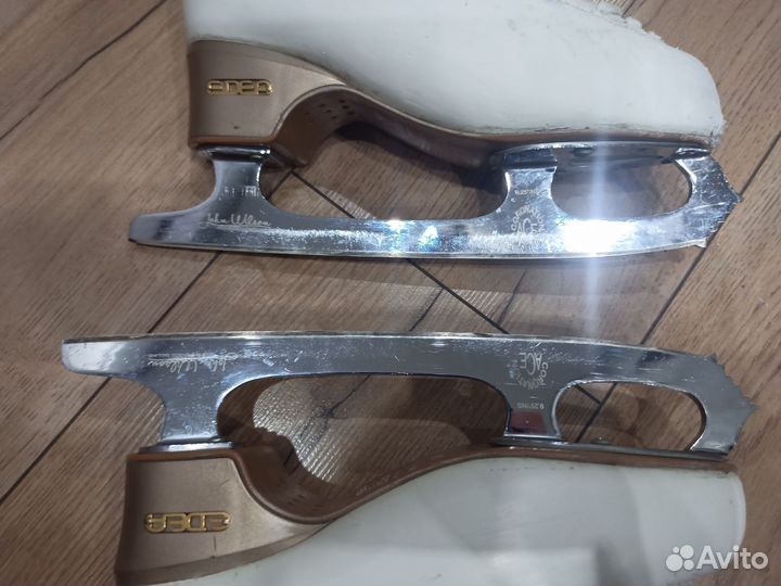 Коньки фигурные профессиональные edea chorus 245