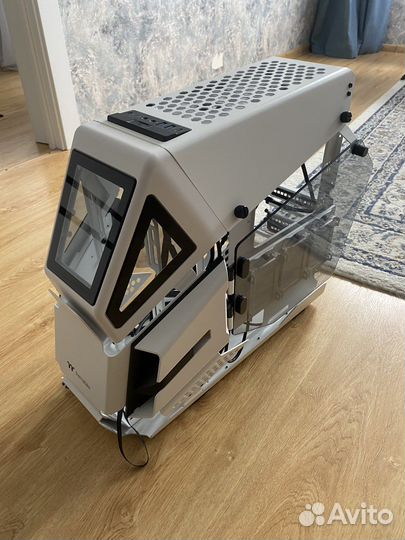 Корпус для пк Termaltake ATH200 Snow Edition