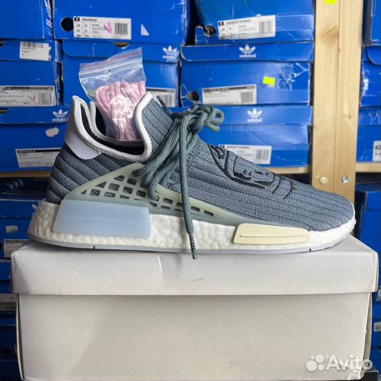 Оригинал 10 US Adidas Pharell Williams HU moon