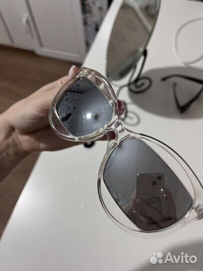 Солнцезащитные очки женские