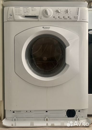 Стиральная машина Hotpoint Ariston на запчасти