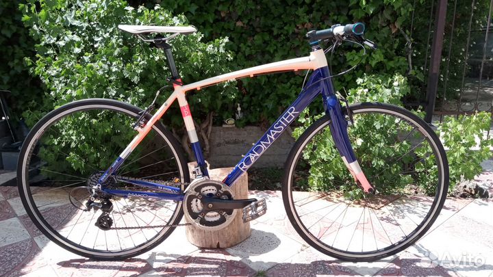 Шоссейный велосипед,гибрид циклокросс/гравийник