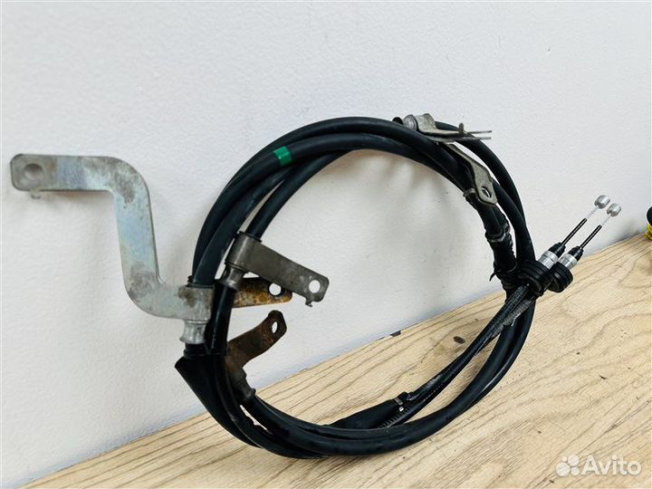 Трос ручника Kia Cerato 3 2.0 G4NA 2013-2020