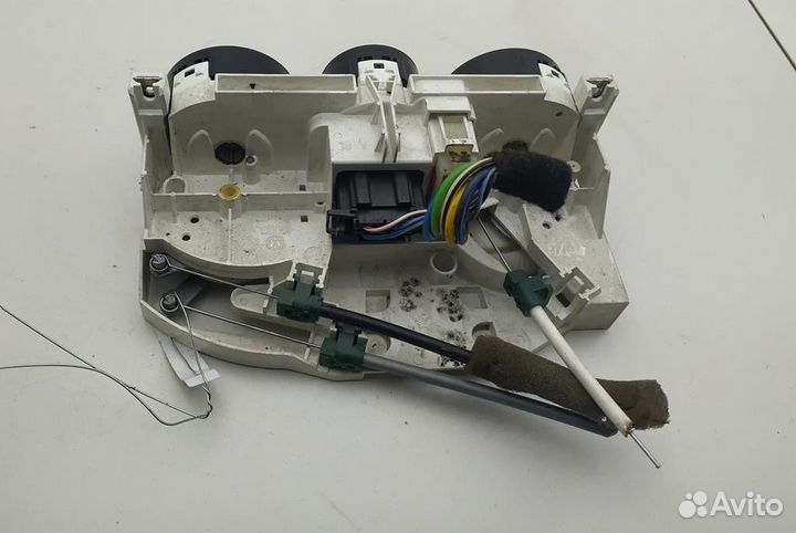 Переключатель отопителя Volkswagen Polo