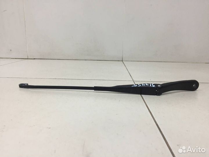 Поводок стеклоочистителя передний правый Renault D