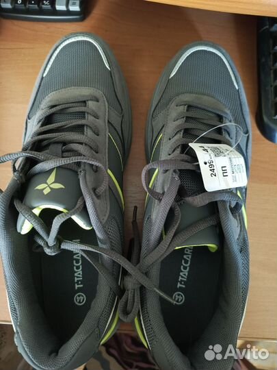 Кроссовки мужские новые 44 размер
