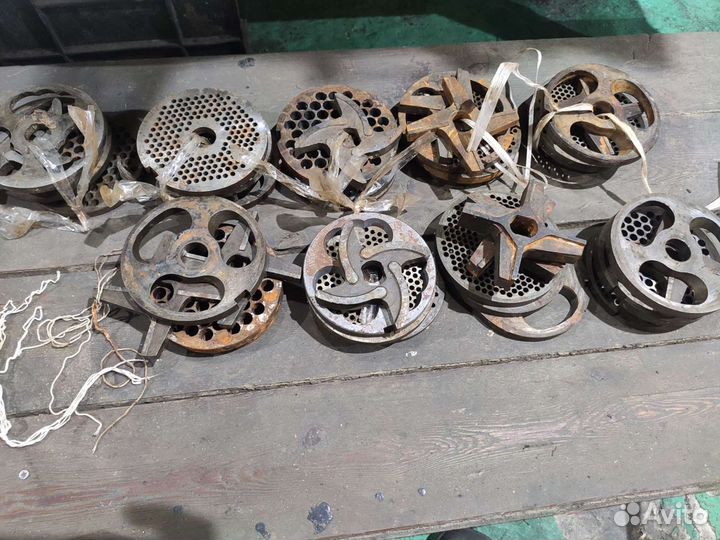 Заточка ножей и решёток мясорубок