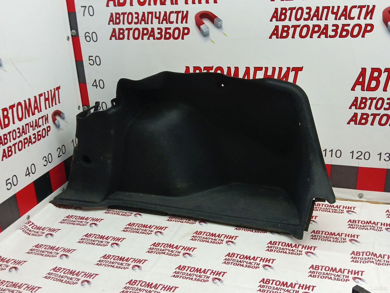 Обшивка багажника правая Джили Эмгранд SS11