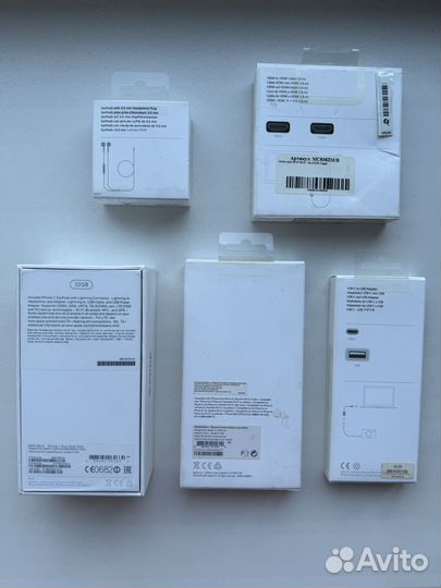 Коробки от техники Apple