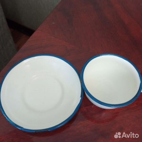 Эмалированная кружка с блюдцем СССР Винтаж