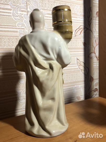 Статуэтка казак