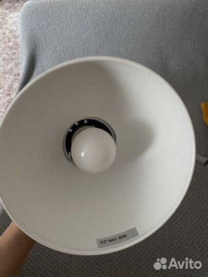 Лампа настольная