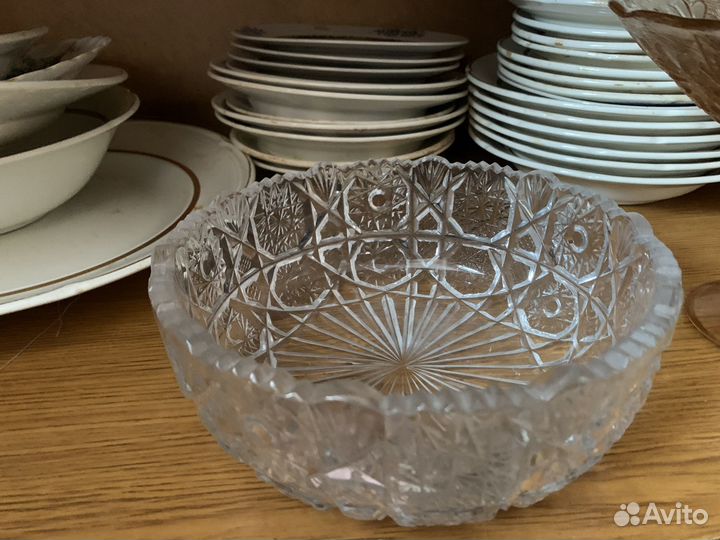 Хрустальная ваза