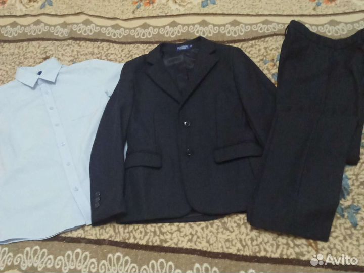 Школьный костюм для мальчика 128, рубашки, брюки