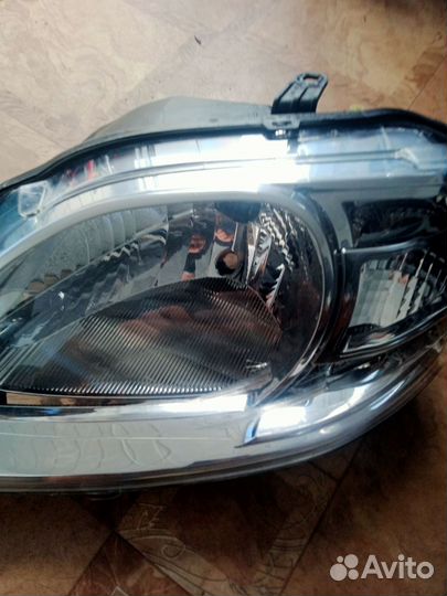 Фара передняя левая Рено Логан, Ларгус