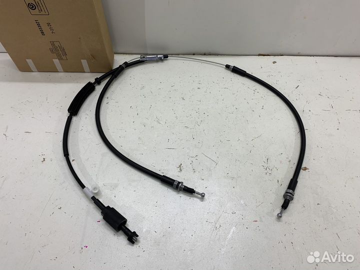 Трос ручного тормоза эл. opel astra J универсал