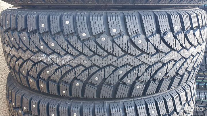 Pirelli Formula Ice 215/65 R16 98T