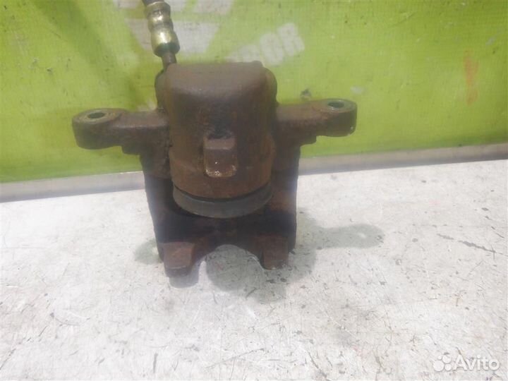 Суппорт задний правый Тойота Королла Е120