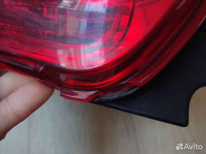 Задняя левая фара на nissan juke