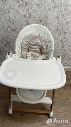 Стульчик для кормления happy baby