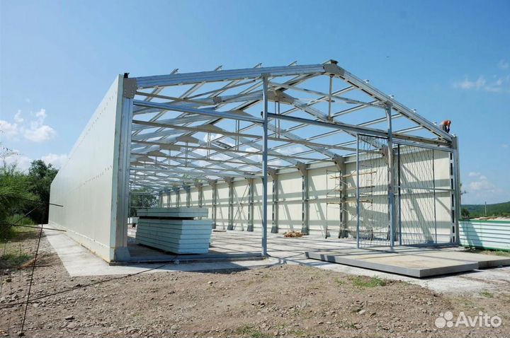 Склад для хранения сельхозтехники