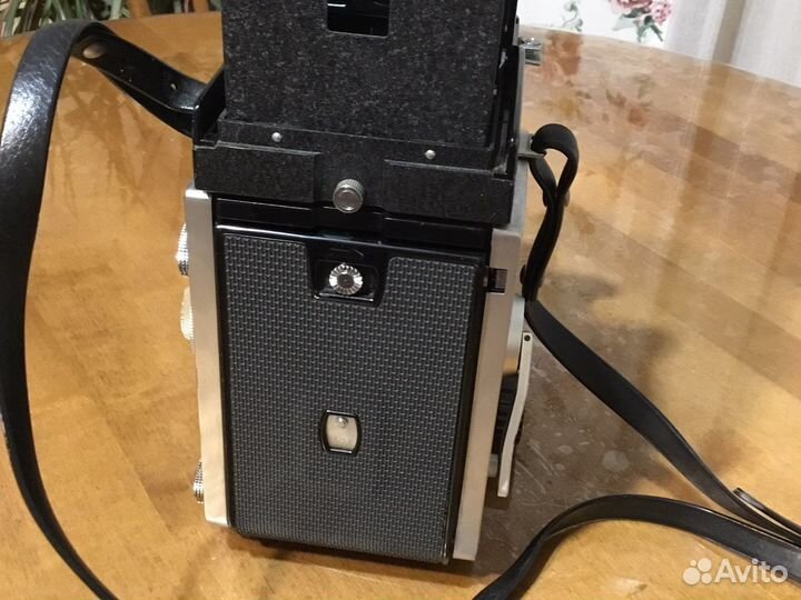 Mamiya C33 + Mamiya-sekor DS 1:3,5/f105mm